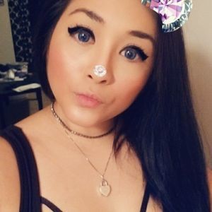 Meet your Posher, Stefanie